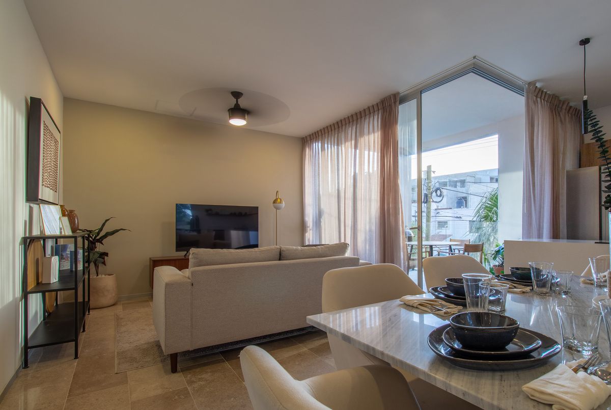 2 of 12: SALA COMEDOR