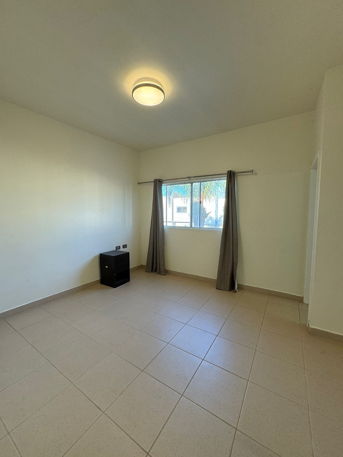 15 of 15: Habitación