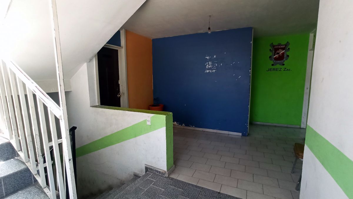 10 de 16: Vestíbulo Segundo Piso