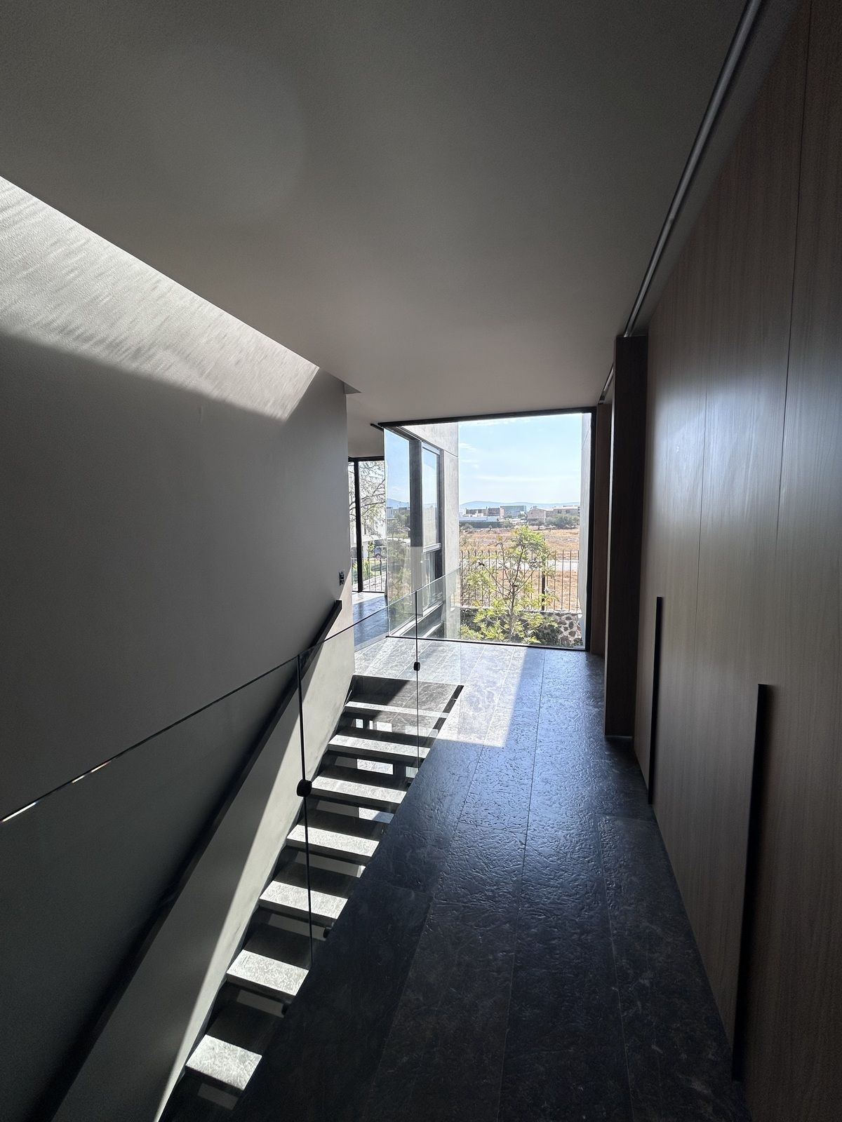 10 de 26: Escaleras para segundo nivel