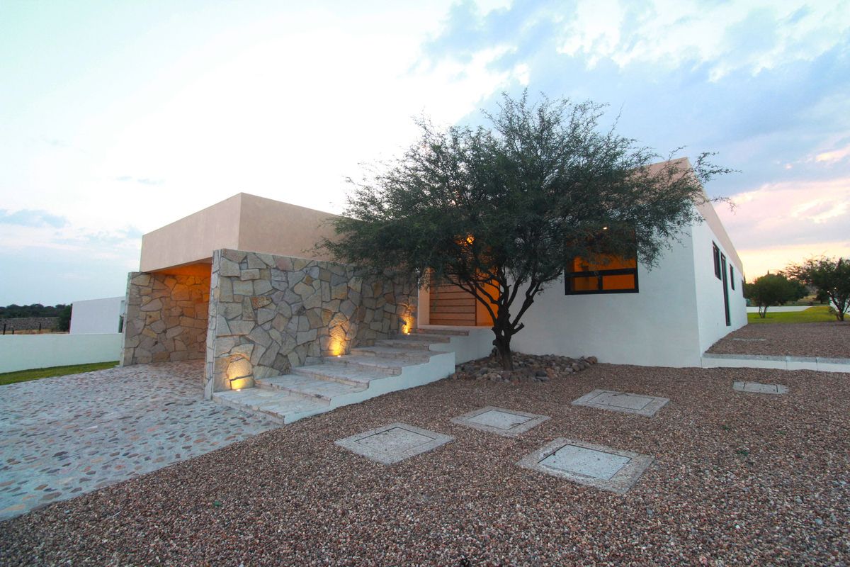Mythical Luxury House Single Floor EO/GN