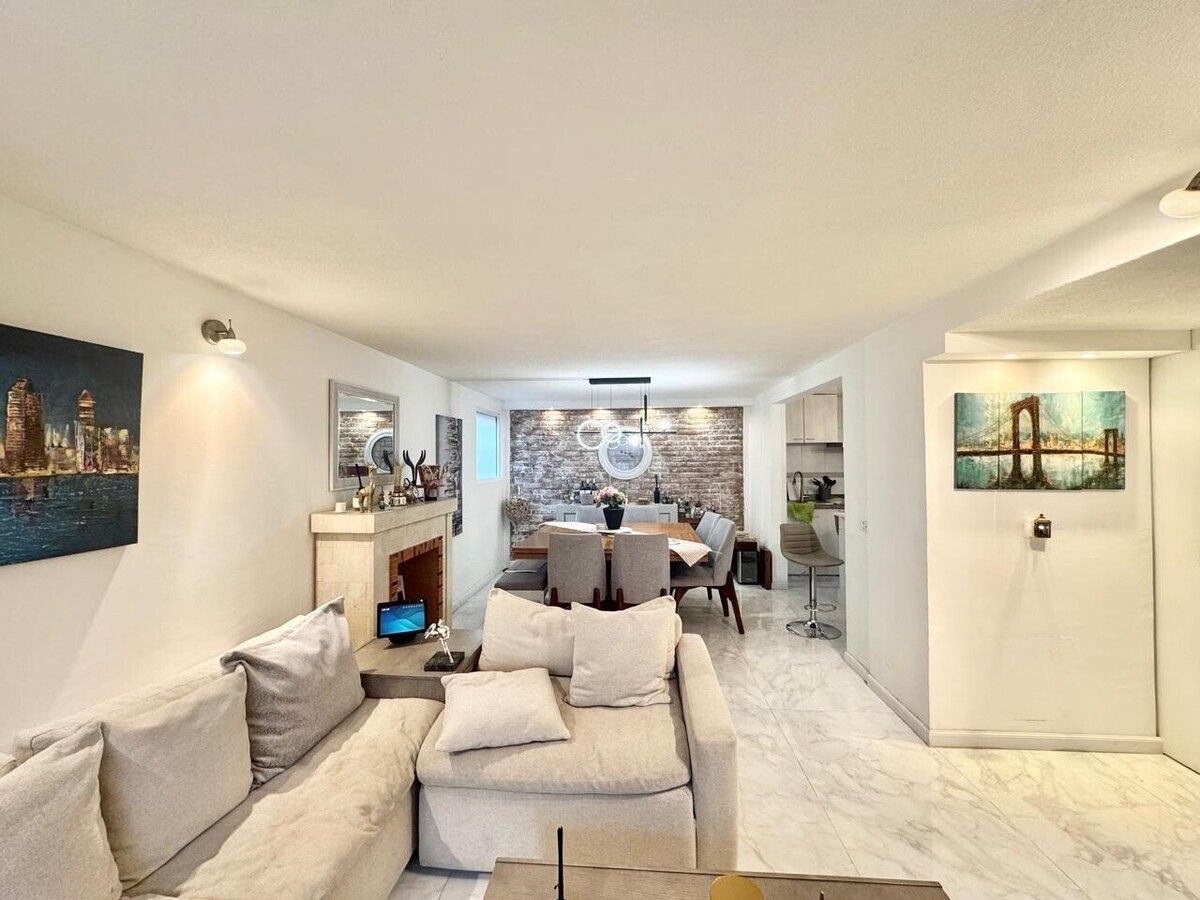 1 de 22: Casa C.H. en Venta en Toriello Guerra Tips Inmobiliarios ®