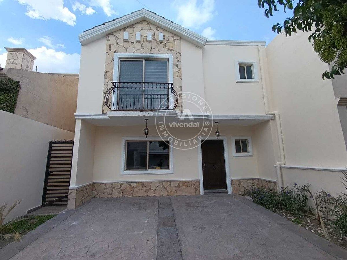 Casa totalmente amueblada en Las Quintas, foto 1 de 28