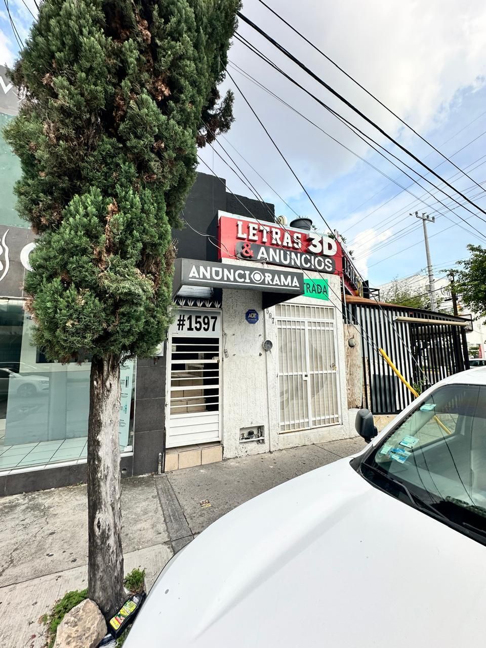 3 de 9
