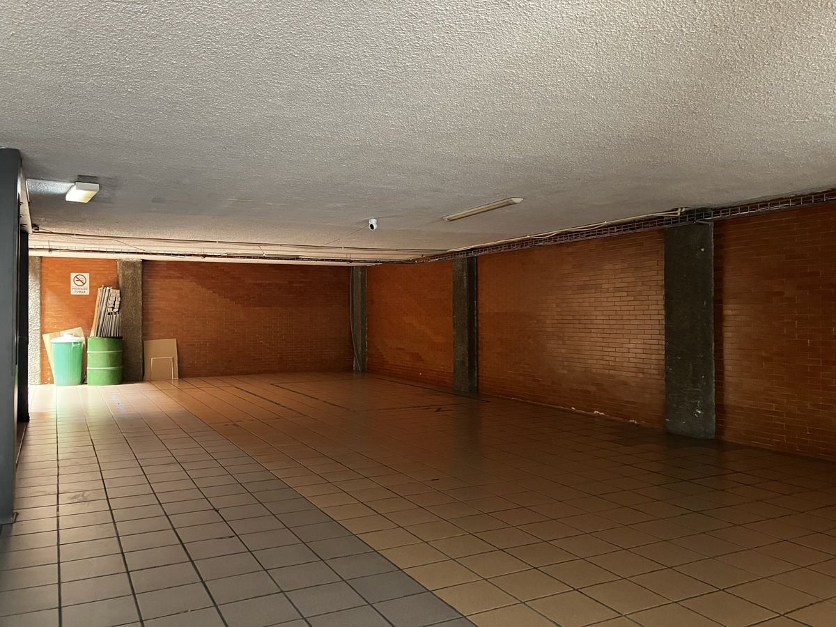 estacionamiento interno