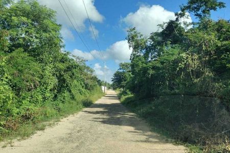 Terrenos para investimento de curto prazo de 1020m2 perto de Conkal e Cholul em Mérida