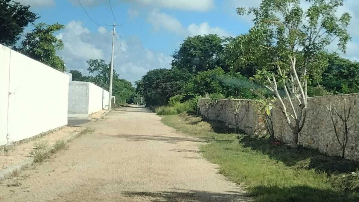 Terreno en Yaxkukul, Yaxkukul, foto 2 de 19