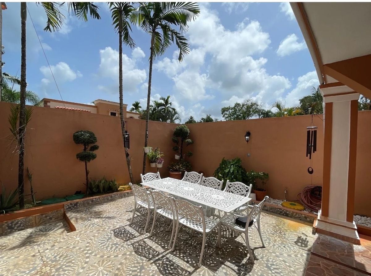 House in Cuesta Hermosa I