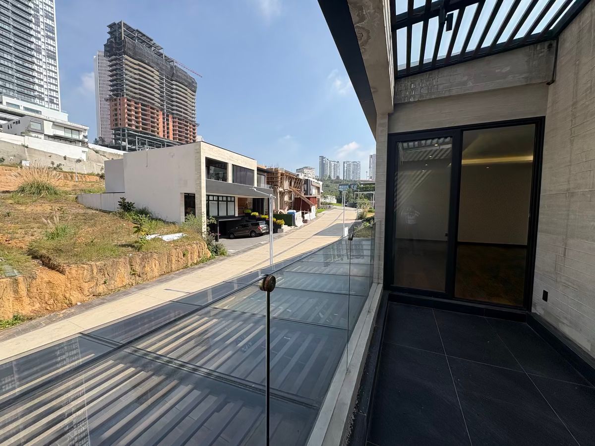 17 de 37: terraza recamara principal