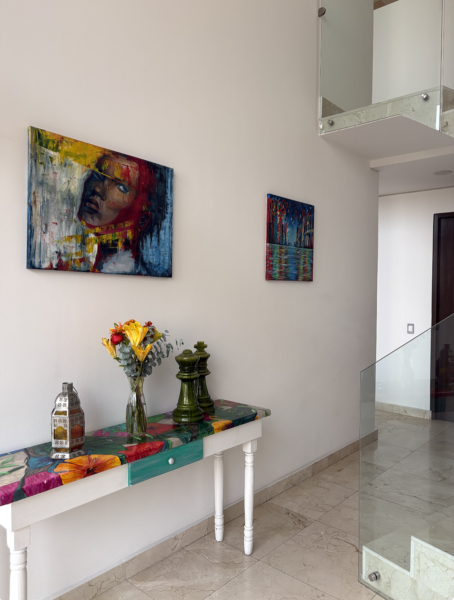 7 de 45: Lobby del dpto