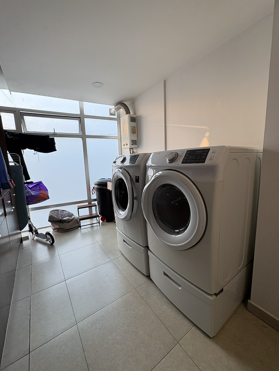 32 de 45: area de lavanderia