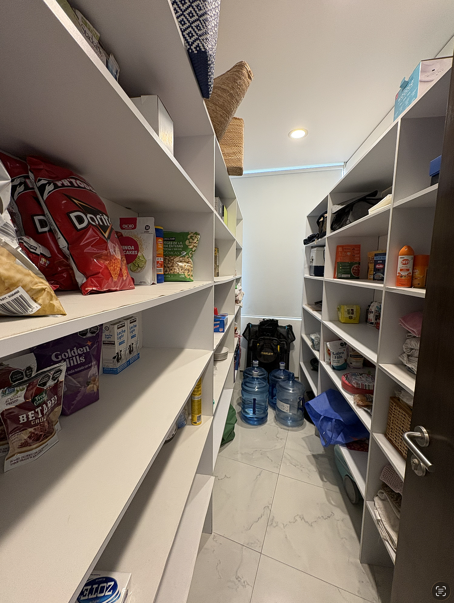 31 de 46: Despensa