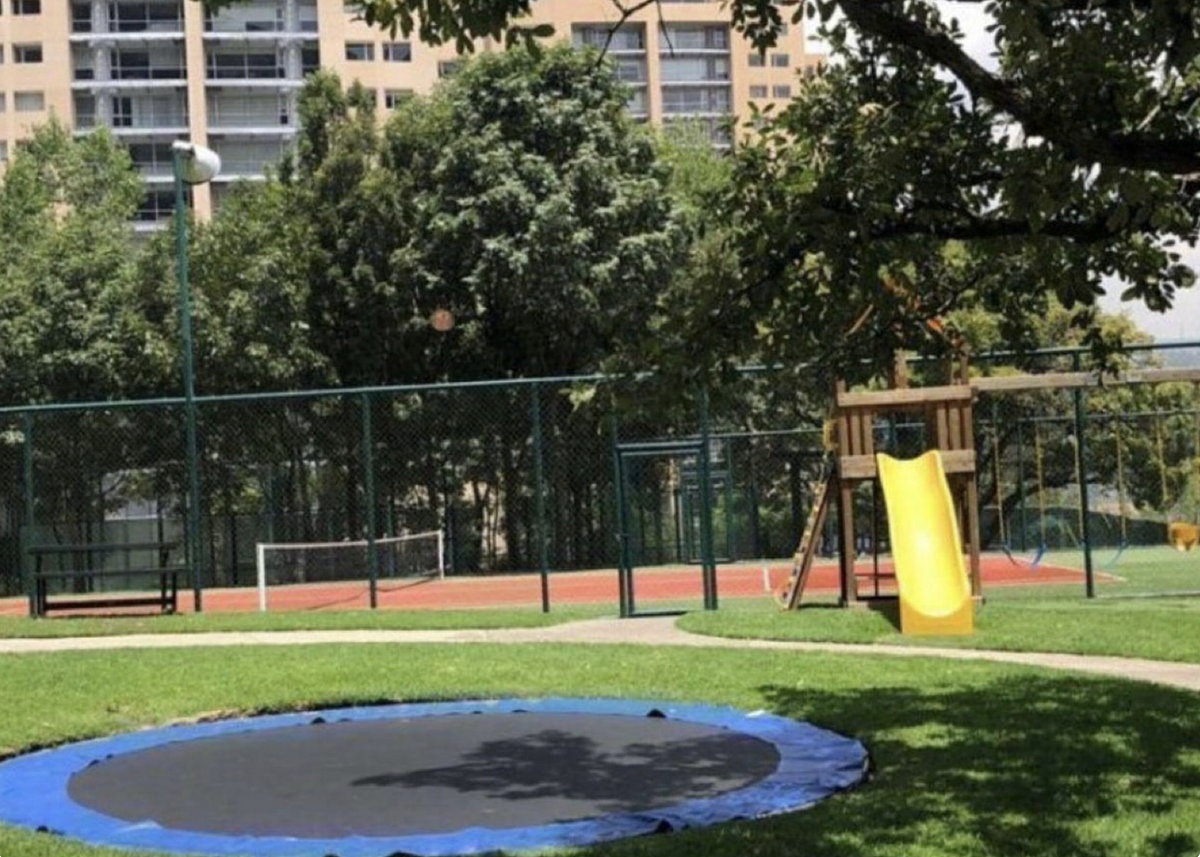 41 de 45: Juegos infantiles