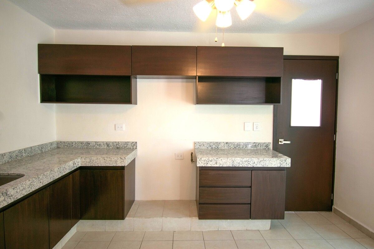 5 of 21: COCINA