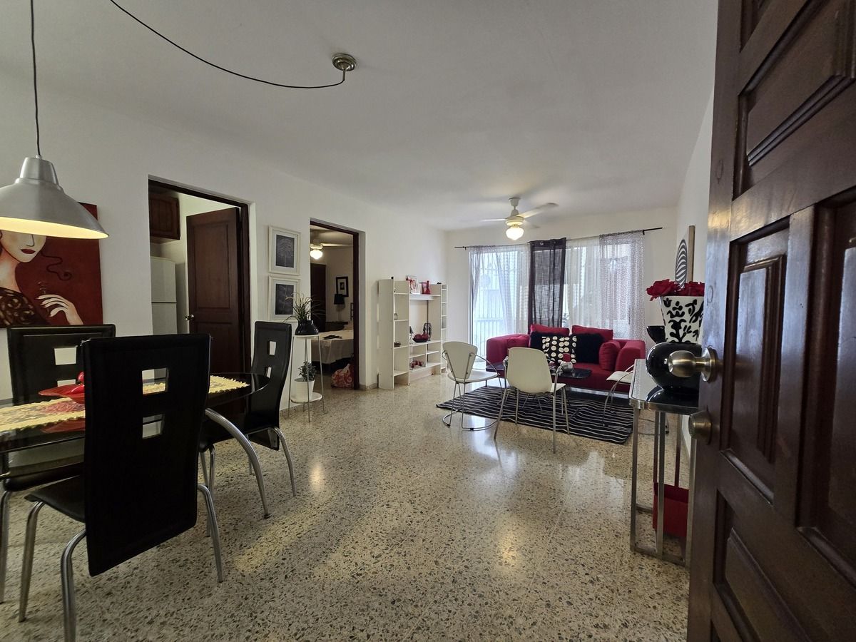 Apartamentos en Venta Ensanche Serrallés, Santo Domingo