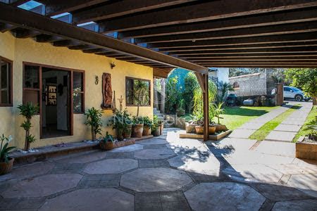 House for rent in Avandaro circuit
