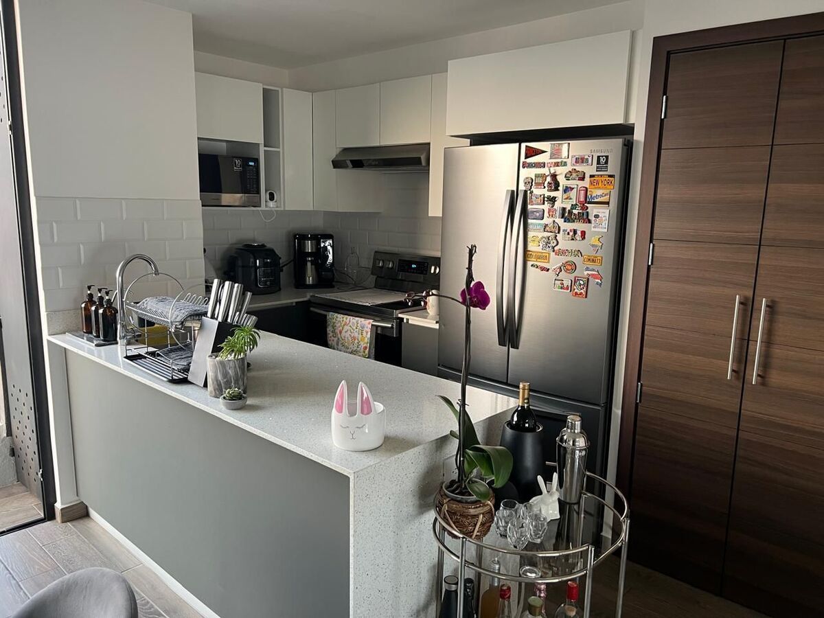 Apartamento en Renta en zona 15 - Image 2