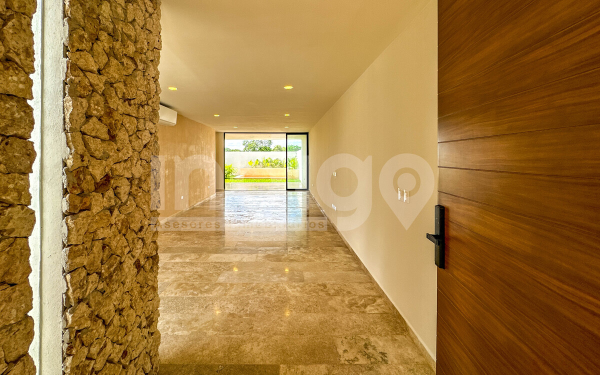 5 de 50: Vestíbulo de Acceso