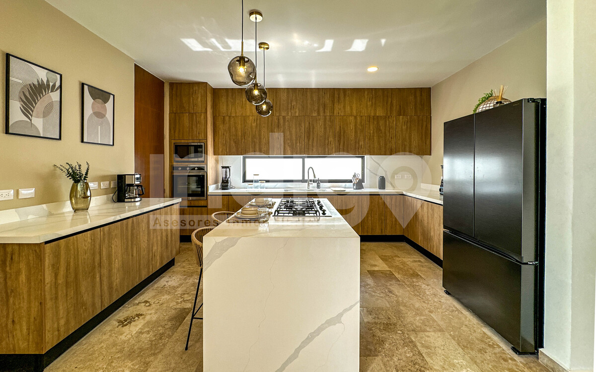 10 de 50: Cocina en Concepto Semi Independiente