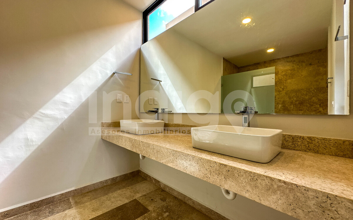 30 de 50: Baño Recámara Principal