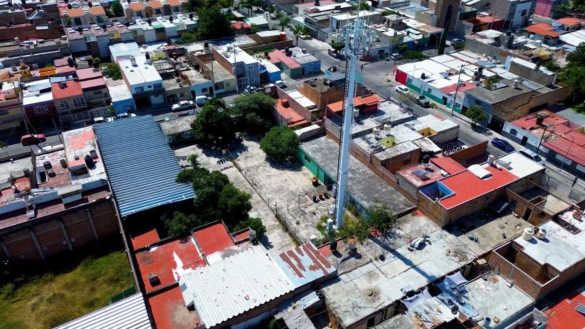 Foto 9 de Mega Terreno en Venta a 2 cuadras de Javier Mina, Col. Agustin Yañez