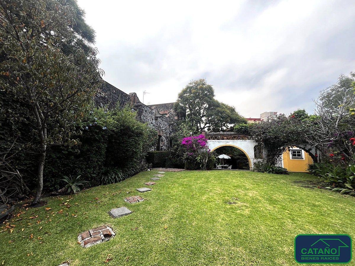 Jardín, foto 2 de 9