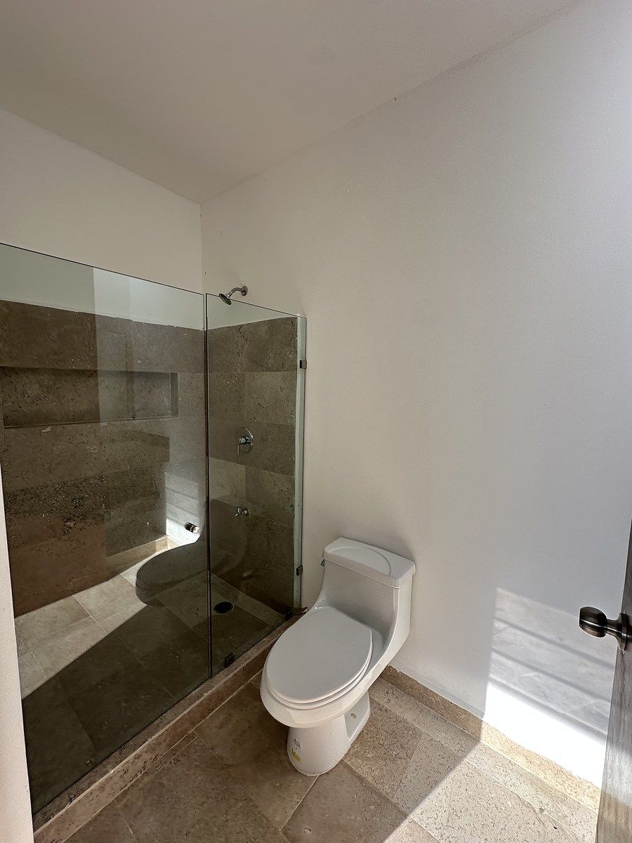 11 de 19: Baño de 2da recamara