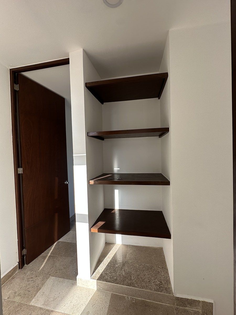 12 de 19: Espacio para blancos