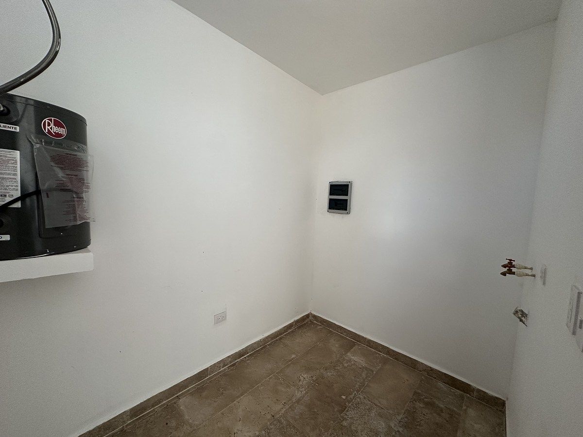 5 de 19: Área de lavado y/o alacena