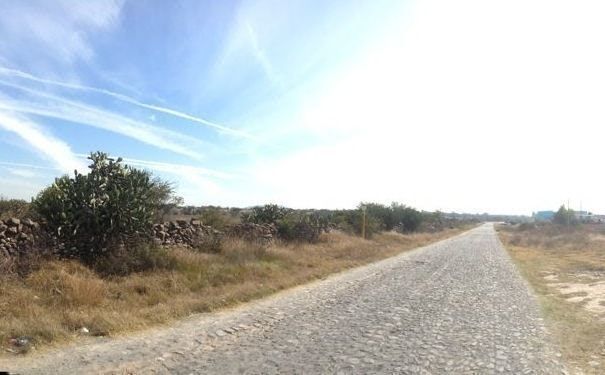 Terreno en venta en San Juan del Rio en el nuevo parque industrial - foto 3