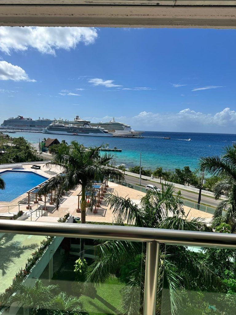 https://assets.easybroker.com/property_images/4855253/82400588/EB-RQ5253.jpg?version=1731459850