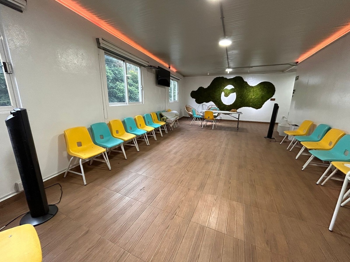 9 de 12: Local ideal para clases grupales o capacitación