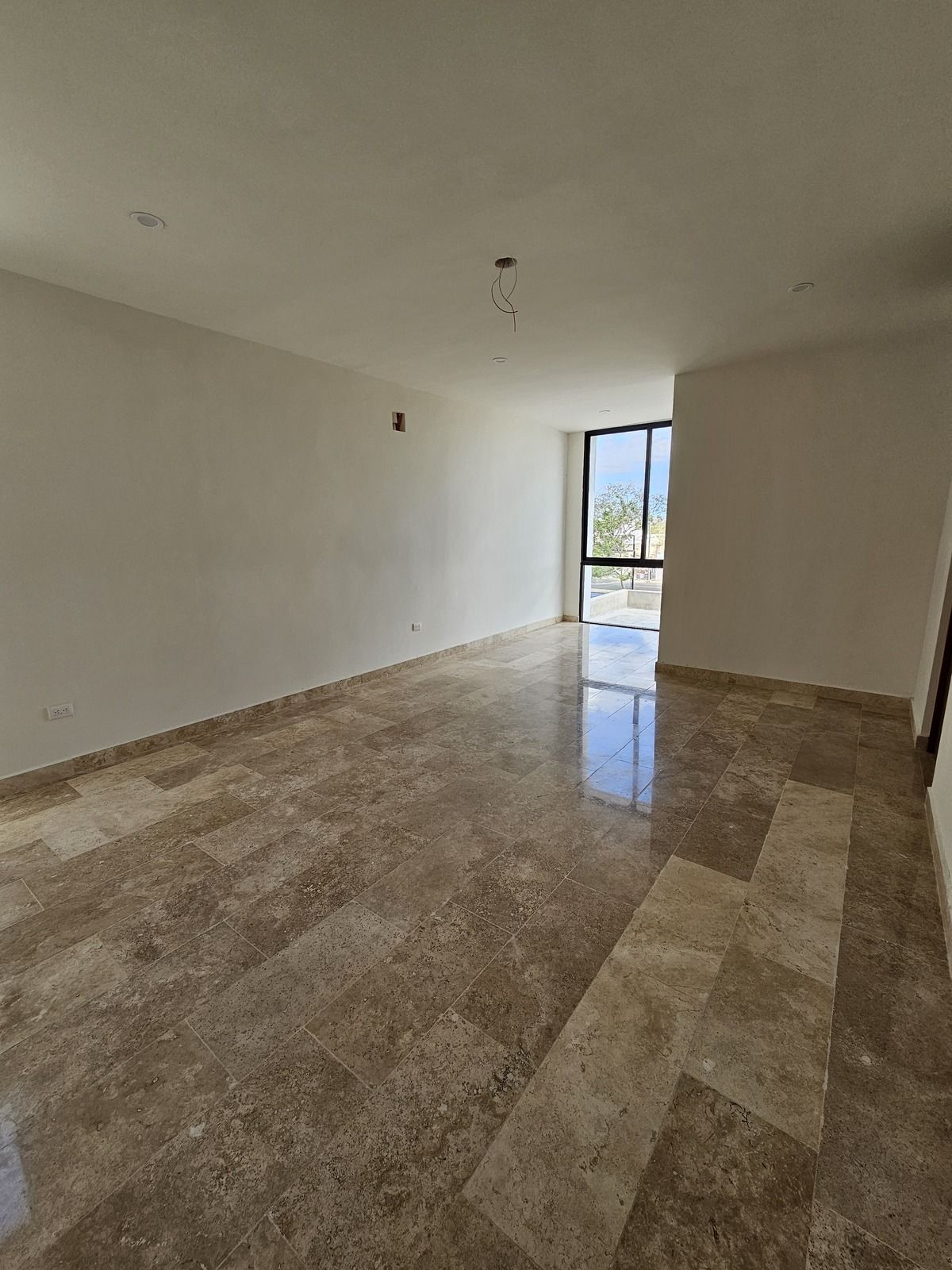 11 of 26: Recamara principal