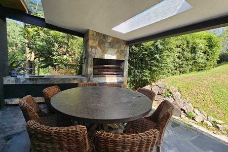 House in Condominium for Sale