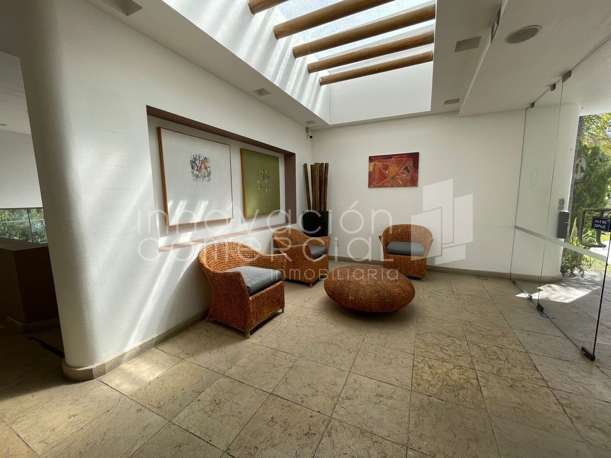 41 de 44: Casa club