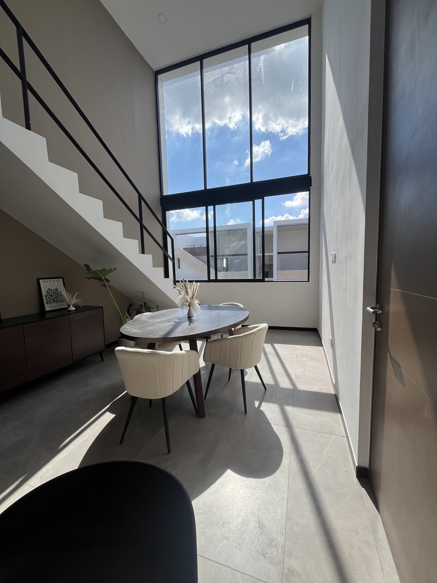 1 de 14: Sala y Comedor
