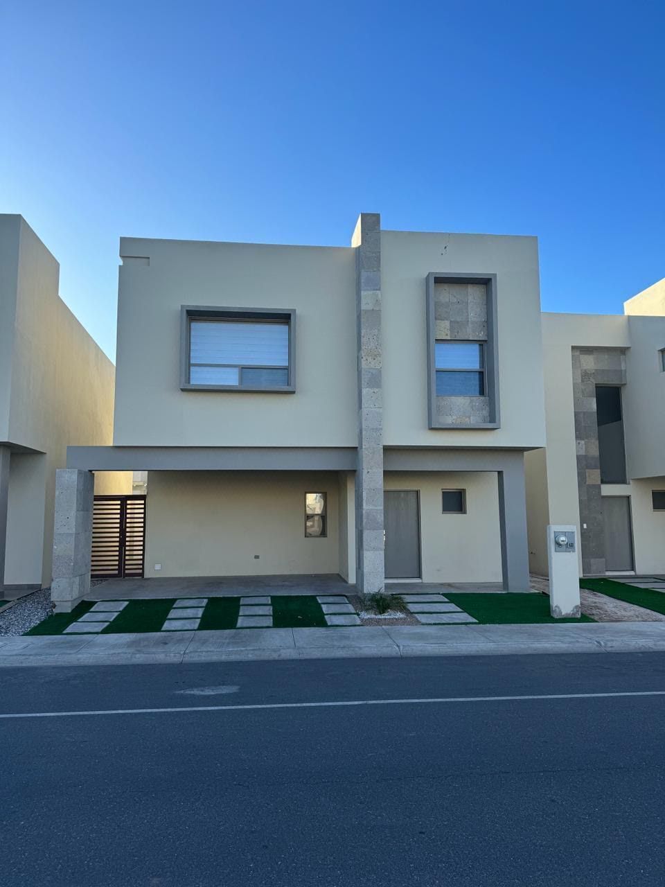 Se Vende Moderna Residencia en Corsica