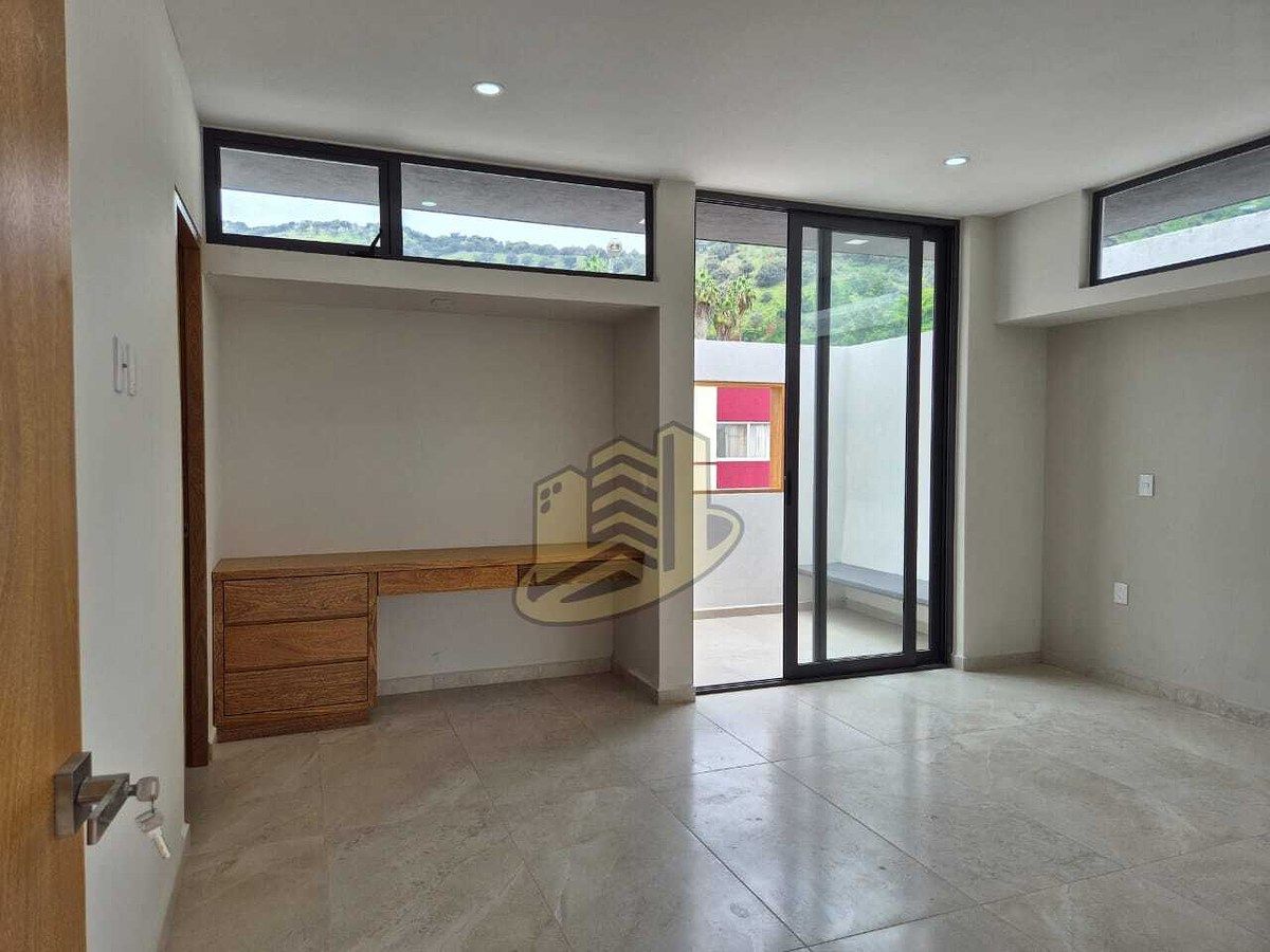 Casa en La Rioja, Tlajomulco de Zúñiga, foto 30 de 49