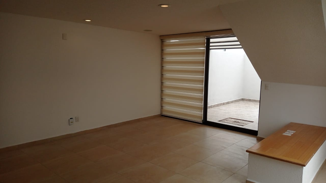 2 de 21: Casa en Venta en Condominio en Fracc. El Refugio, Qro.