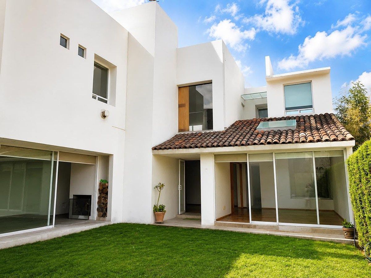 CASA EN VENTA o RENTA en LOMAS DEL SOL, INTERLOMAS CON SEGURIDAD 24 hrs - foto 1
