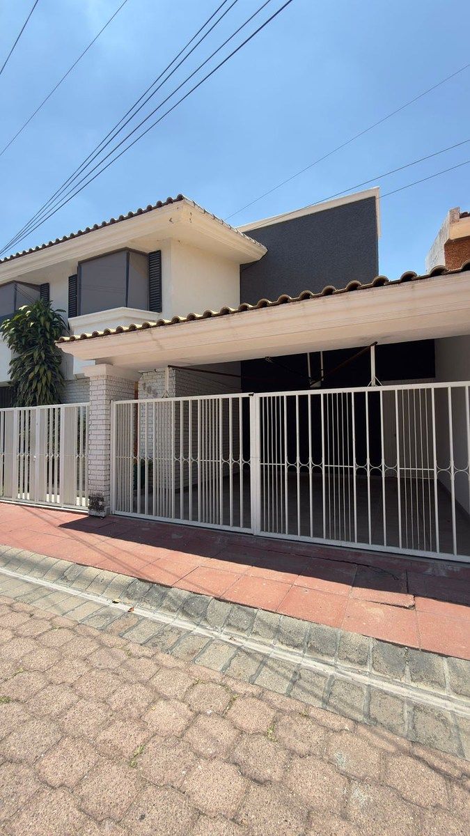 Sala Comercial em Bosques del Prado Sur, Aguascalientes, foto 4 de 10
