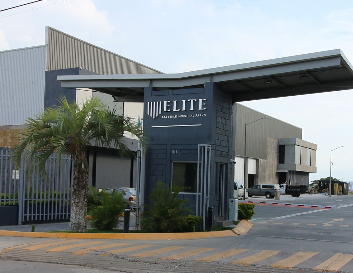 Venta de Bodega Industrial con Amenidades, los Lermas, Guadalupe/monterrey