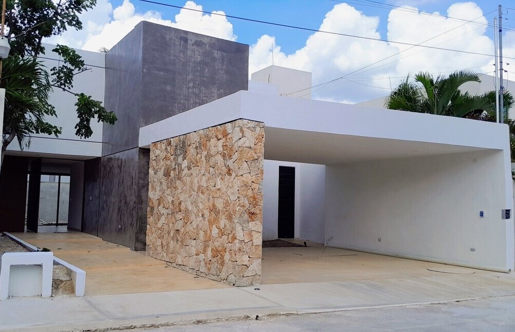1 de 18: Fachada Principal