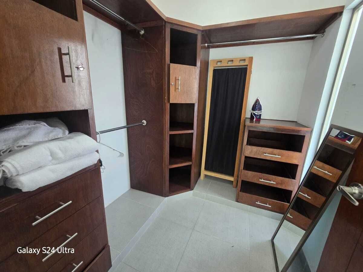 VESTIDOR DE HABITACION PRINCIPAL, foto 25 de 32