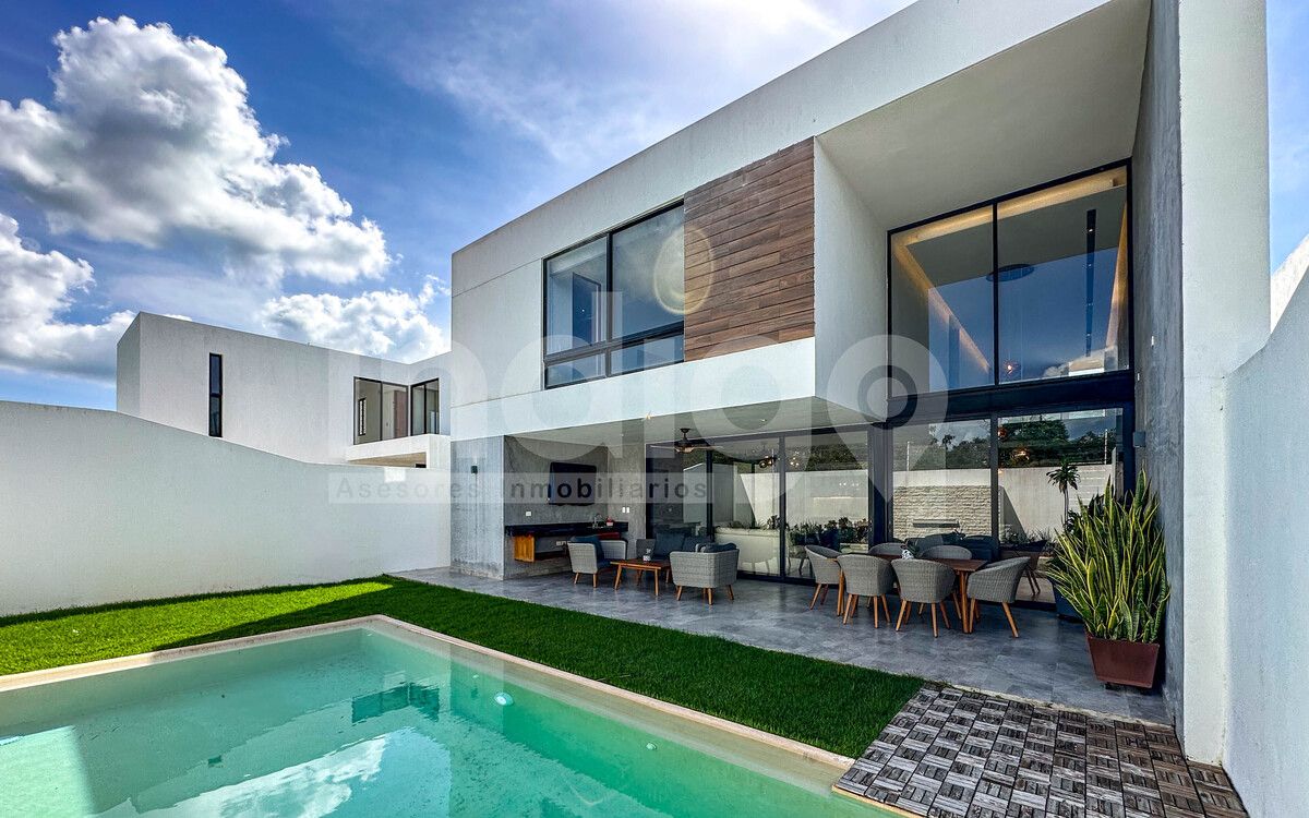 Casa en Venta en Mérida en Privada Parque Natura, Sitpach