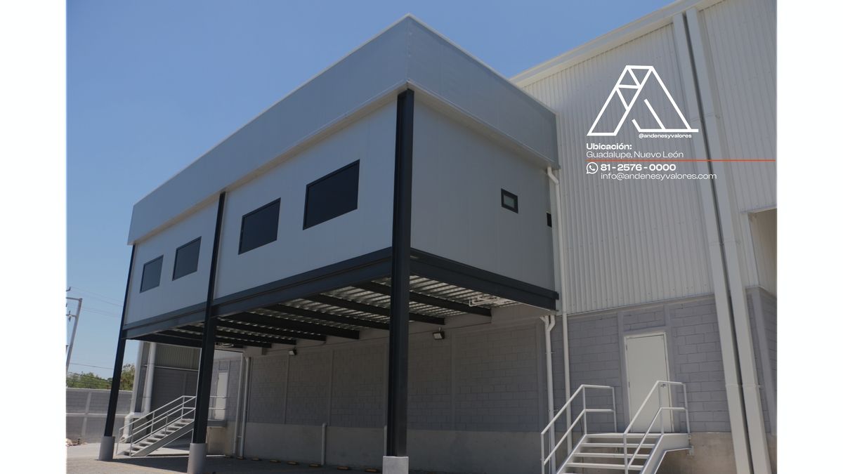 2 of 6: 200 m2 de oficina en 4 modulos