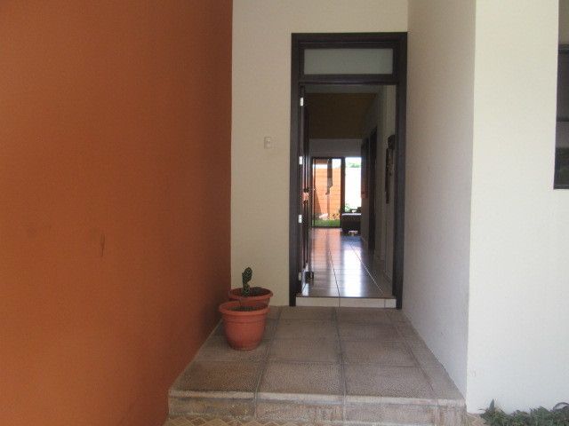 4 de 32
