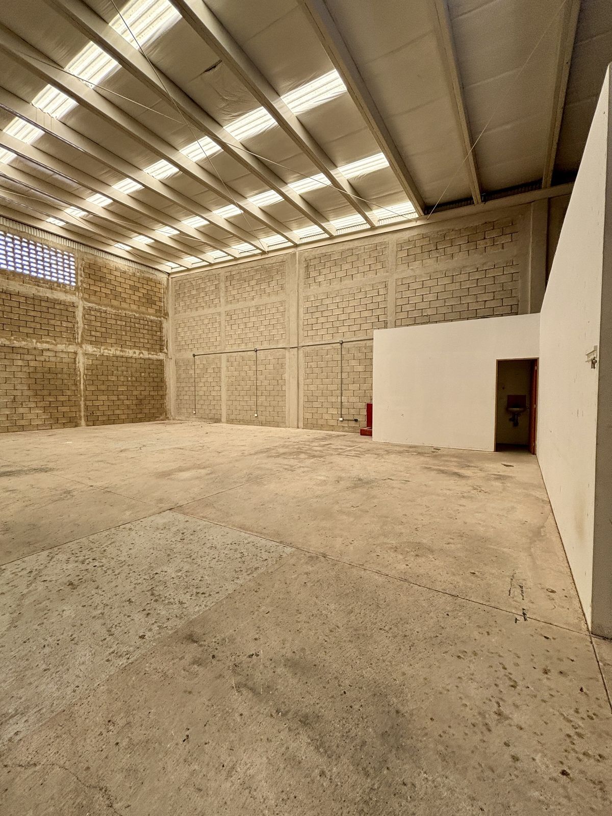 Commercial Storage Unit in Alfredo V Bonfil, Benito Juárez, photo 11 of 16