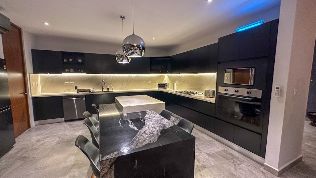 Casa en Venta en Merida en Privada Residencial, Cholul