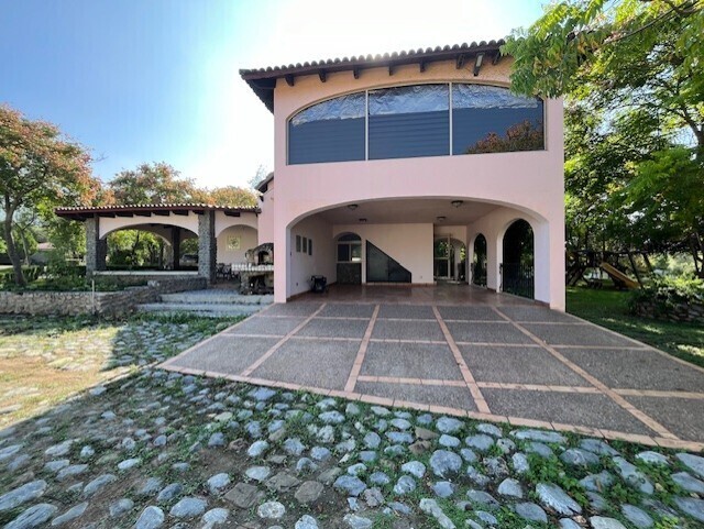 3 de 33